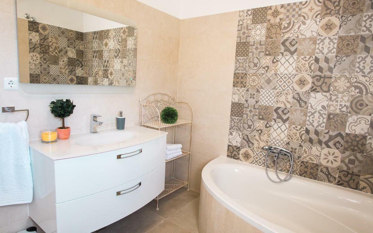 Apartments Cambio Каштела Екстер'єр фото