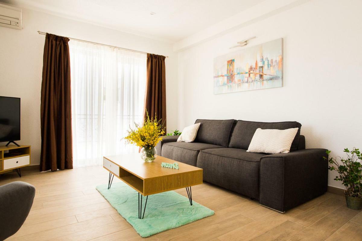 Apartments Cambio Каштела Екстер'єр фото